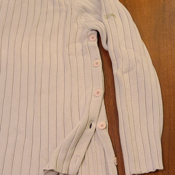 Calvin Klein - Picture 3 of 4